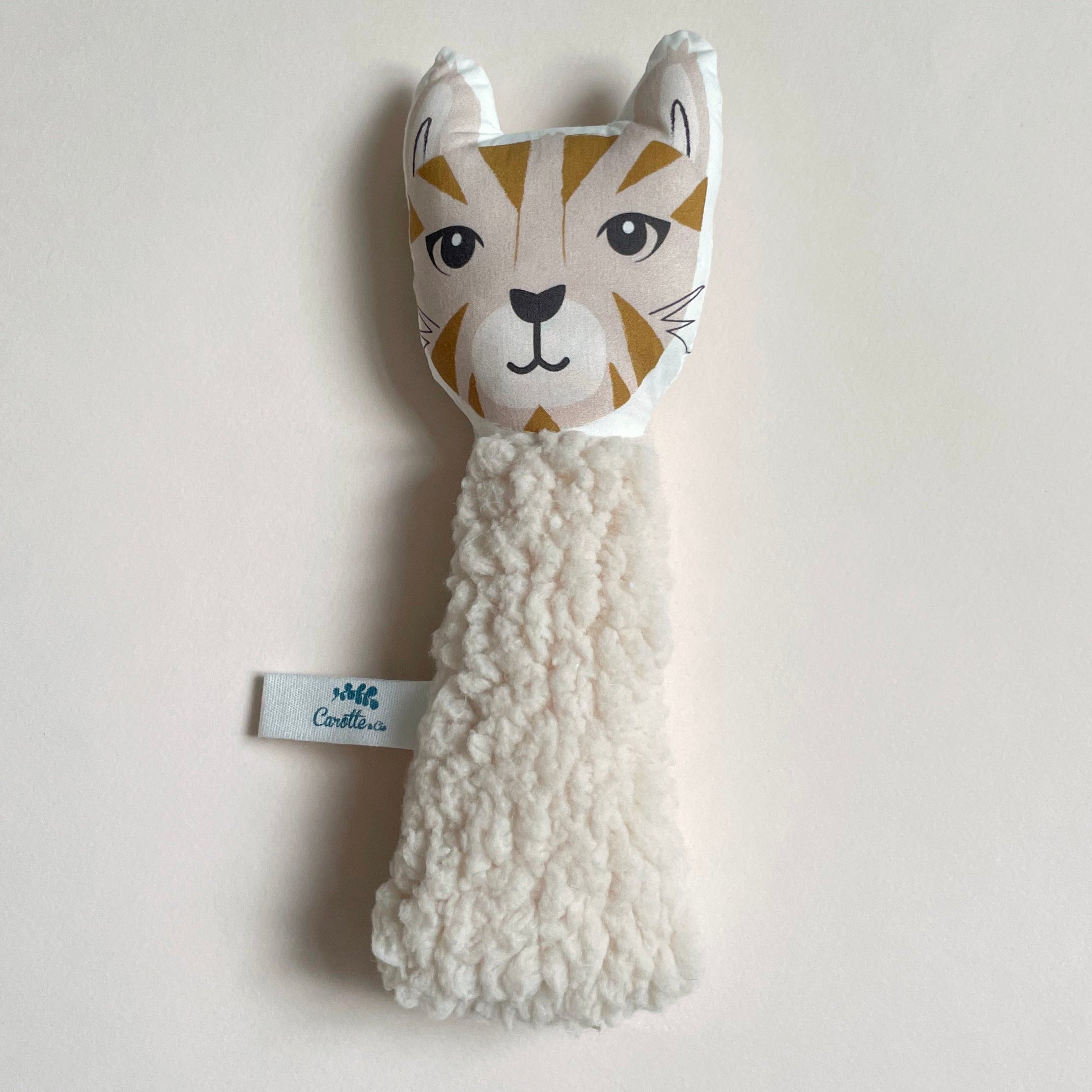 Hochet à grelot en tissu teddy | Chat